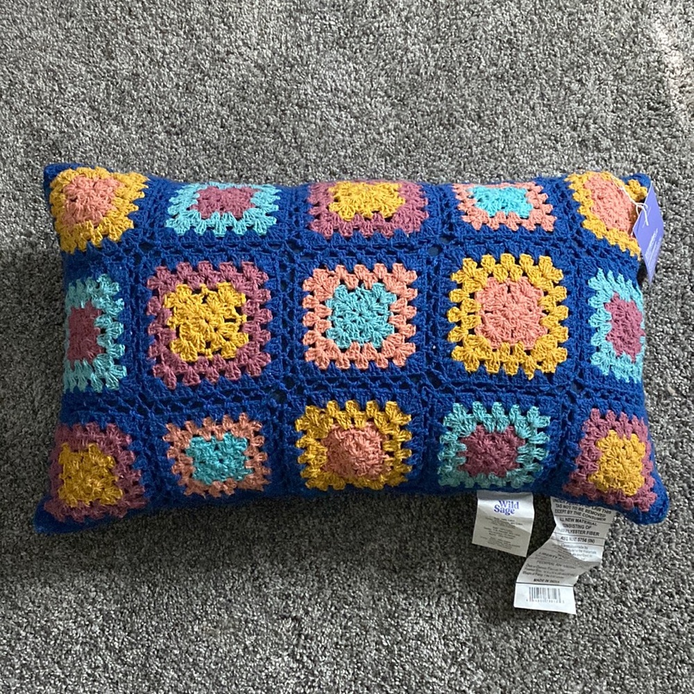 Crochet Decorative Throw Pillow